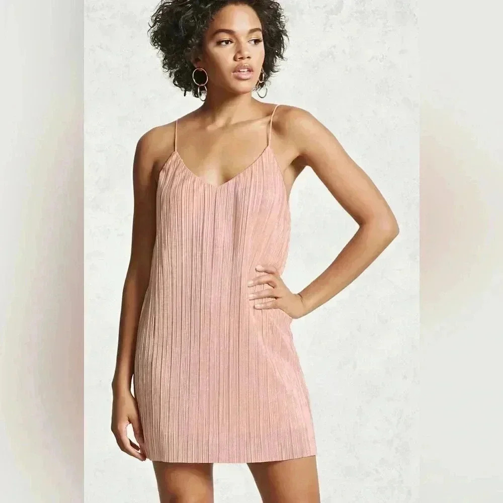 Boutique Blush Rose Metallic Pleated Mini Dress Size medium